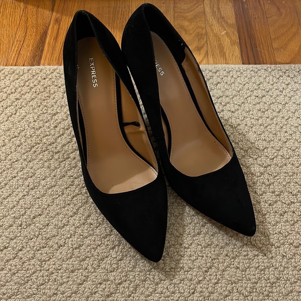 Express Size 10 Suede Heels